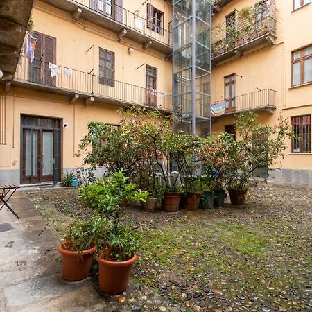 טורינו Charming Studio Near Piazza Castello By Wonderful Italy מראה חיצוני תמונה